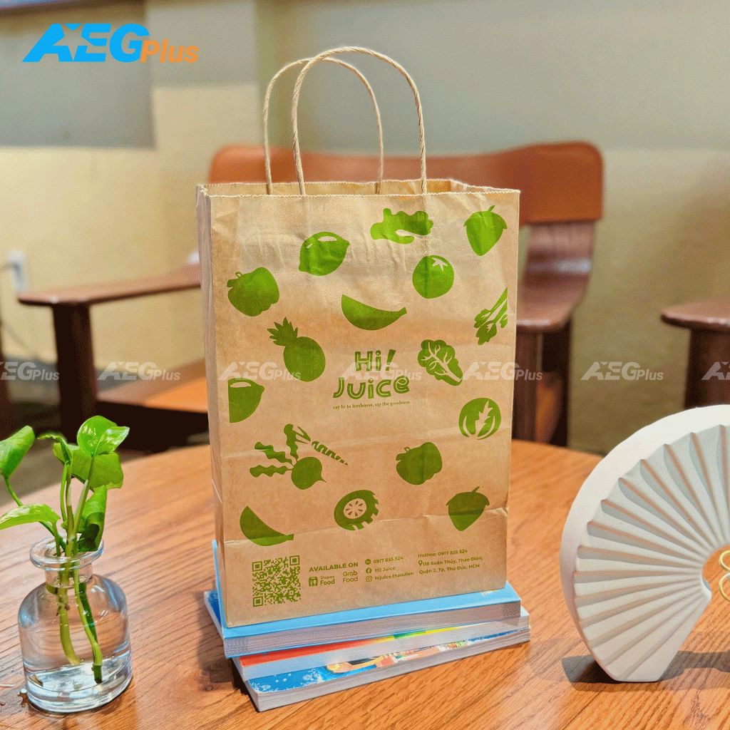 hỗ trợ thiết kế in ấn cho túi giấy kraft có quai xách